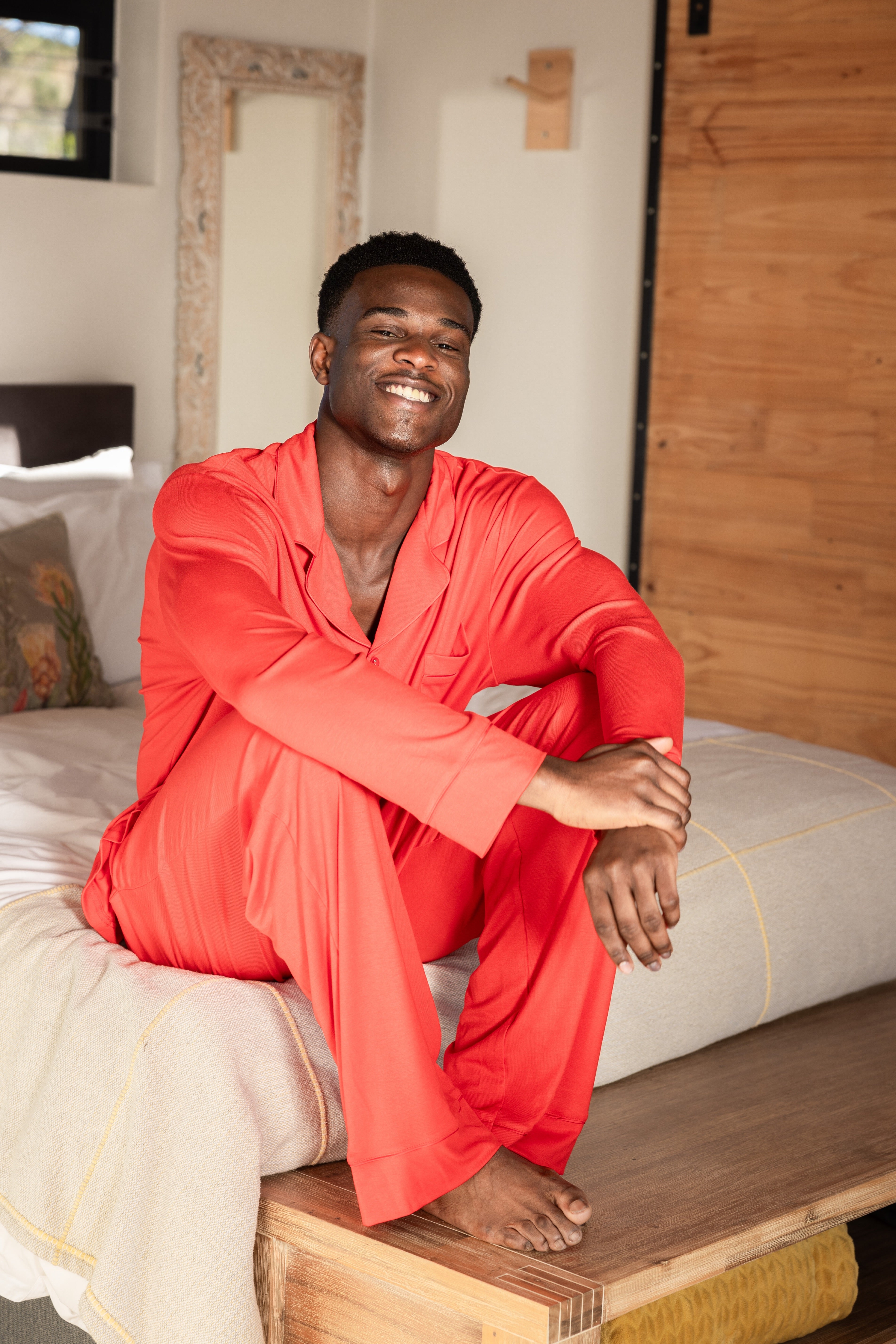 HIS - The Snug Exclusive