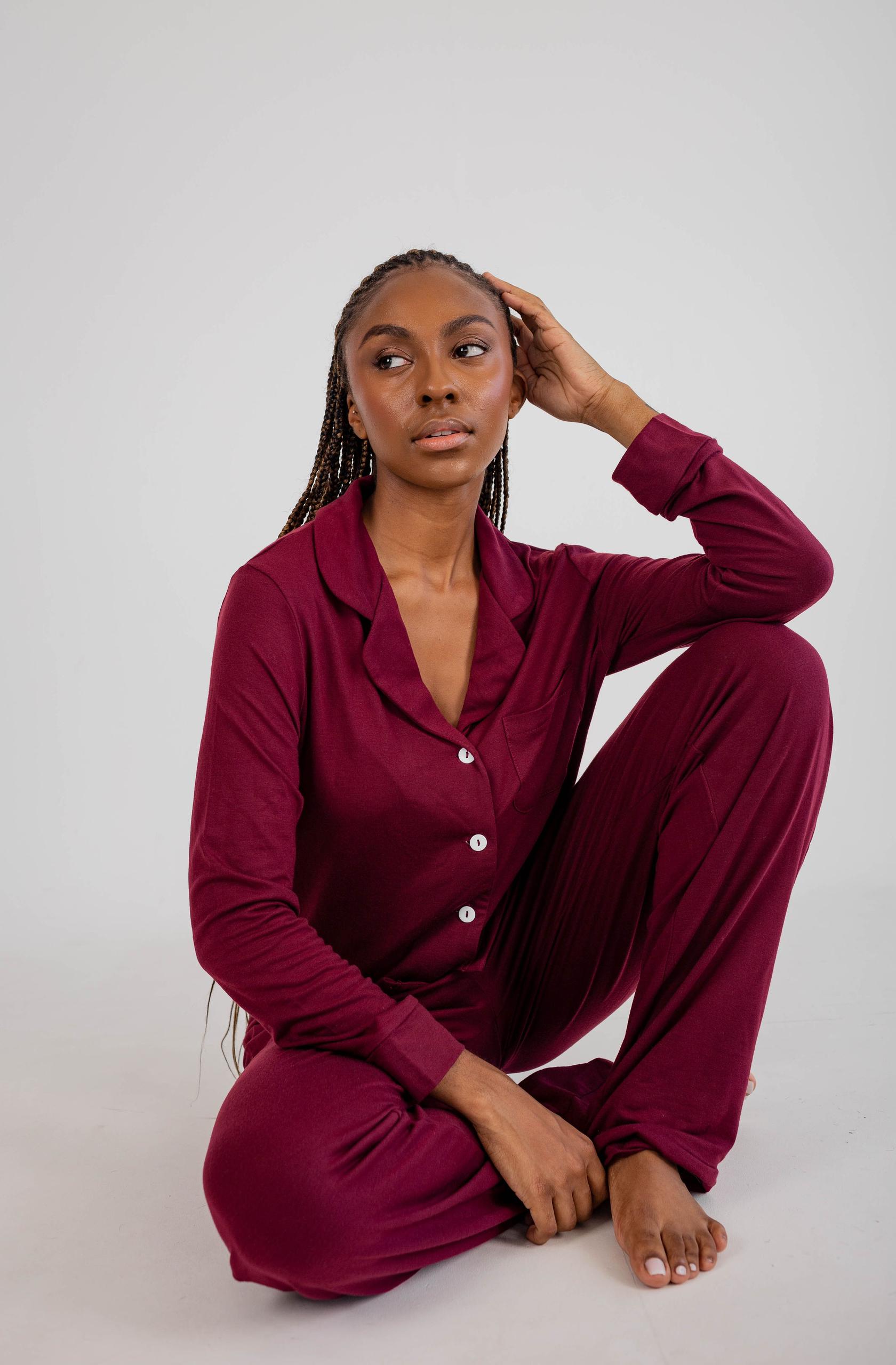 Elora in Maroon Vogue